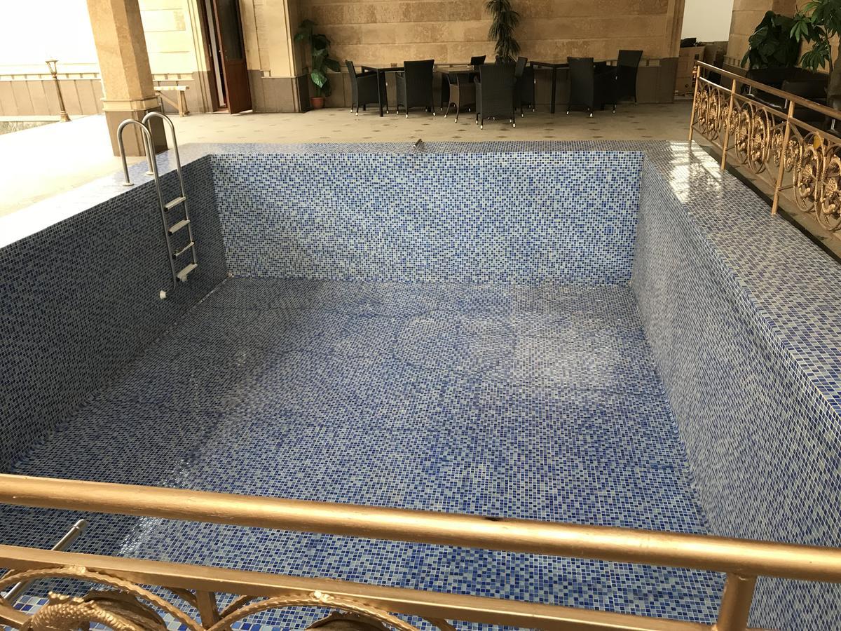 塔尔迪库尔干 Saltanat酒店 外观 照片